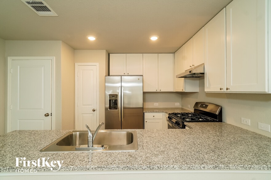 Building Photo - 3314 Carducci Dr