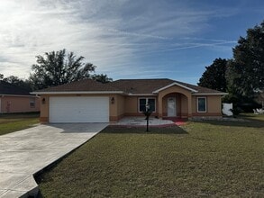 Building Photo - Beautifully Maintained 3BR/2BA Home with Fenced Yard & Sunroom in Ocala