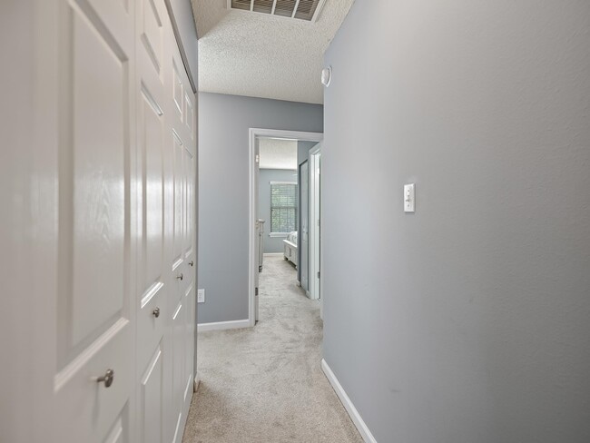 Building Photo - 5015 Mint Hill Ct