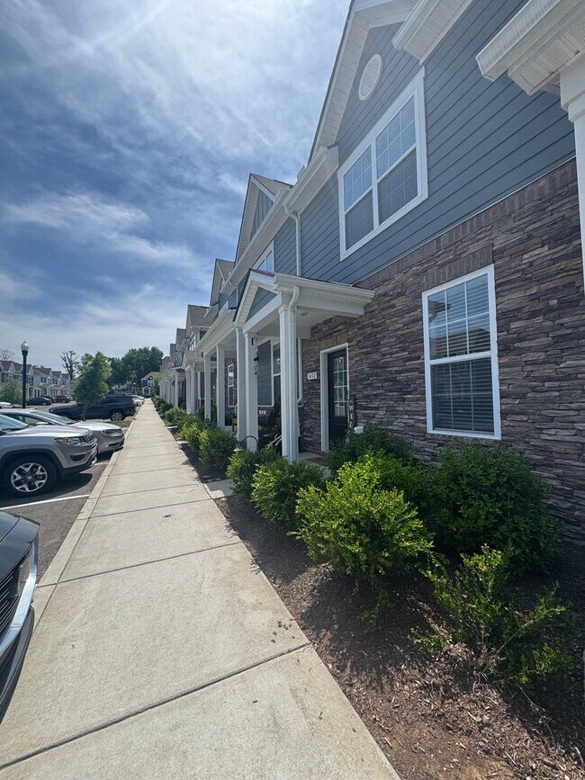 Building Photo - 1406 Walker Wy