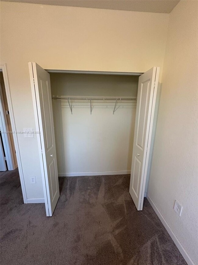 Building Photo - 3302 W 114th Terrace