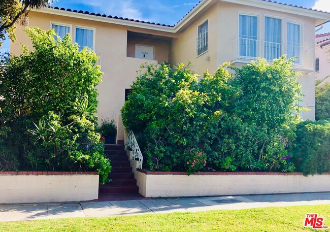 Building Photo - 9550 W Olympic Blvd