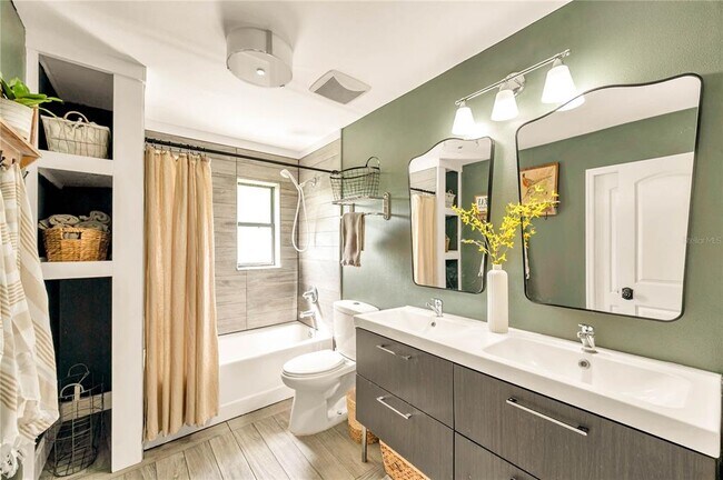 Building Photo - 16084 Stur St