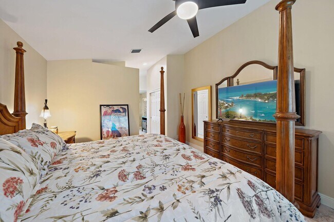 Building Photo - 4304 Hunting Trail