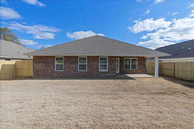 Building Photo - 9102 Eagle Trce Dr SE