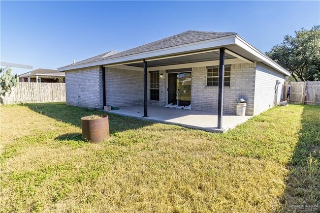 Building Photo - 404 Chile Pequin Dr