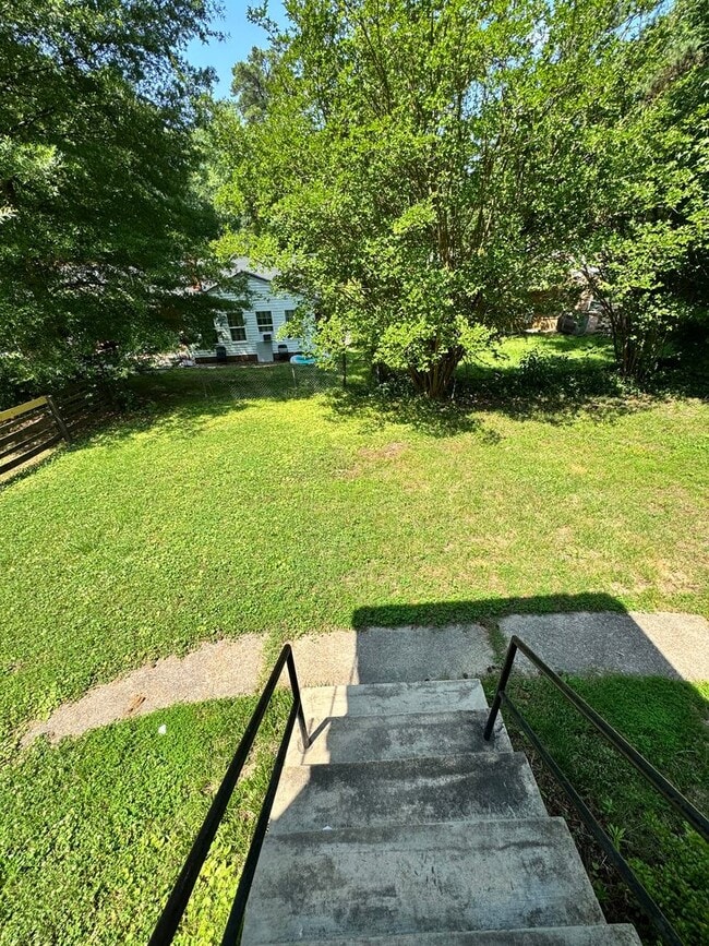 Building Photo - Cozy 4 bed 1.5 bath Ranch House in Petersburg
