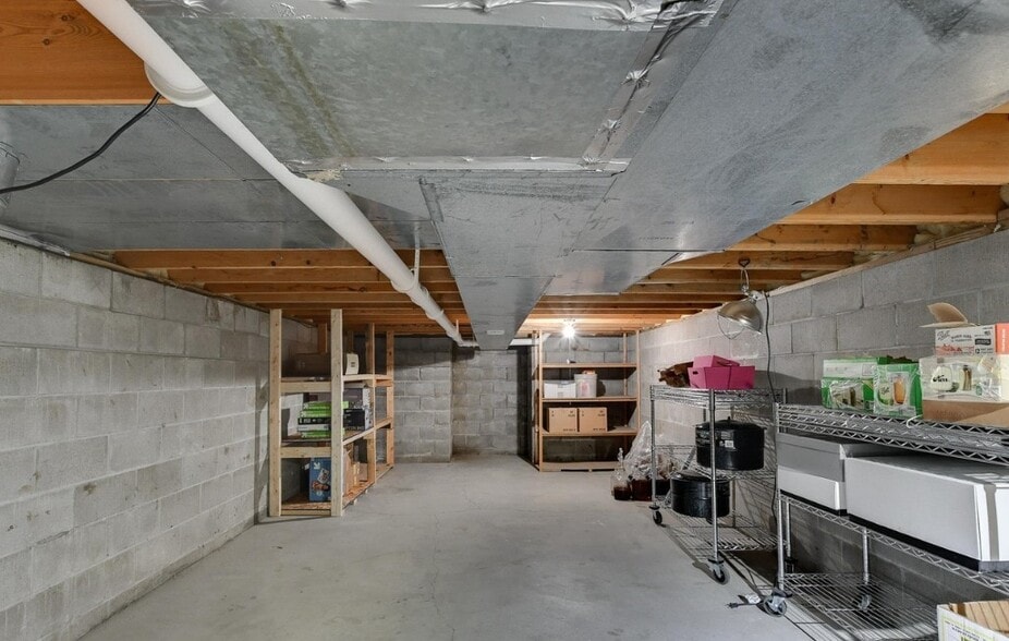 Building Photo - 4367 S 151st St