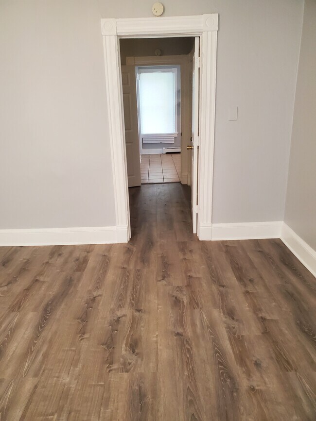 Building Photo - 85 Mill St