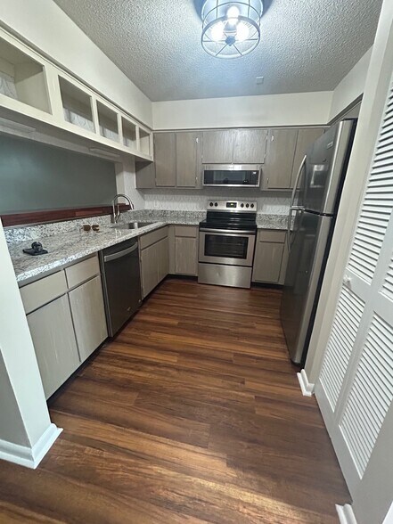 Building Photo - 405 Harbison Blvd
