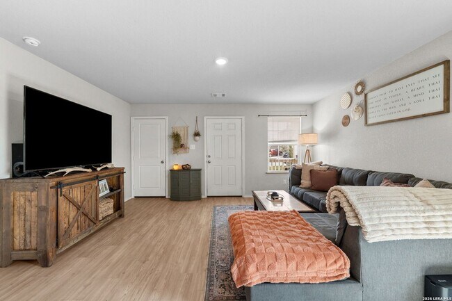 Building Photo - 6403 Ignacio Ct