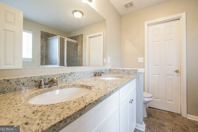 Building Photo - 2295 Burdett Ridge Dr