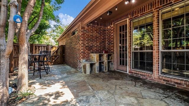 Building Photo - 881 Winchester Dr