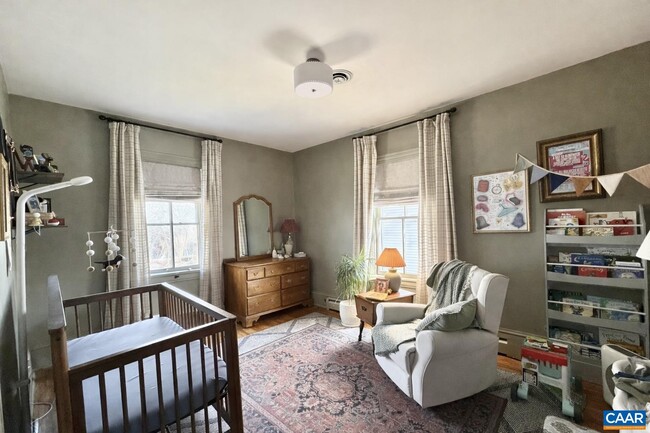 Building Photo - 1105 Little High St