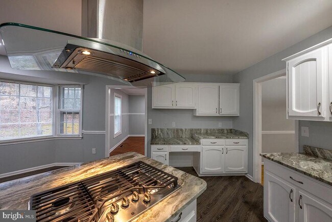 Building Photo - 5035 Timberwood Trail