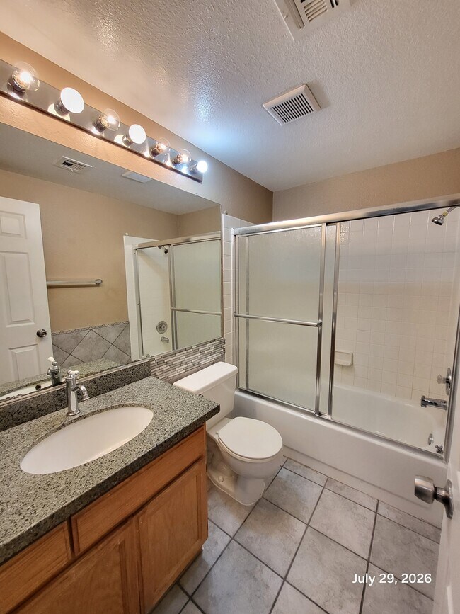 Building Photo - 9436 Summer Rain Dr
