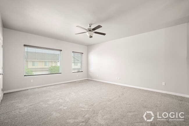 Building Photo - 1733 W 10 S