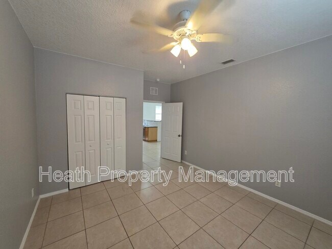 Building Photo - 5157 Rena St