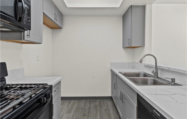 Building Photo - 19350 Sherman Way