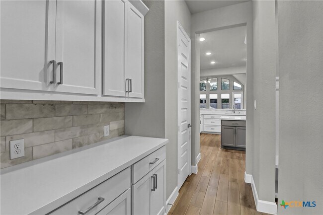 Building Photo - 524 Teakmill Trail