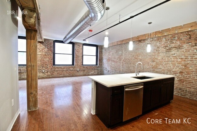 Building Photo - 1223 Union Ave