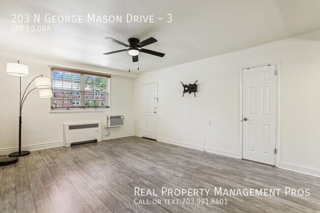 Building Photo - 203 N George Mason Dr