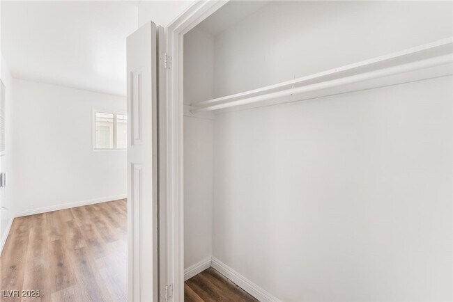 Building Photo - 1109 Tumbleweed Ave