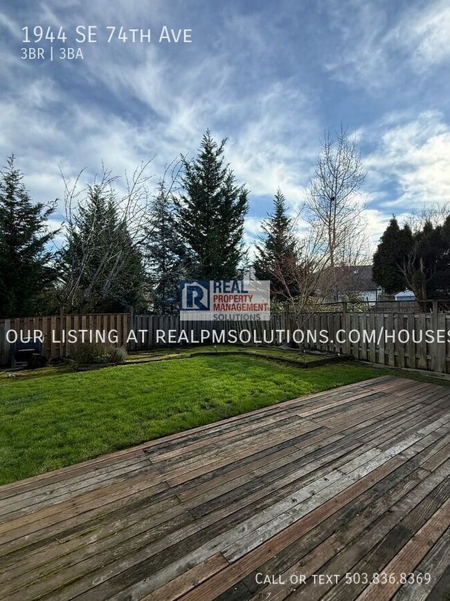 Building Photo - 1944 SE 74th Ave