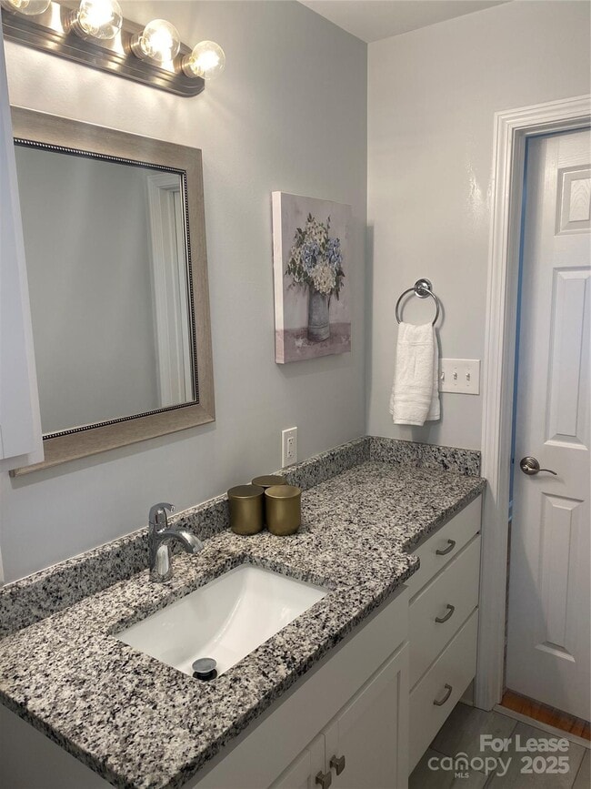 Building Photo - 113 Forest Dr