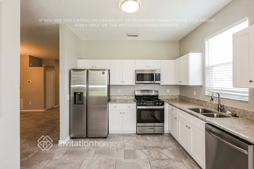 Building Photo - 1613 Open Field Loop