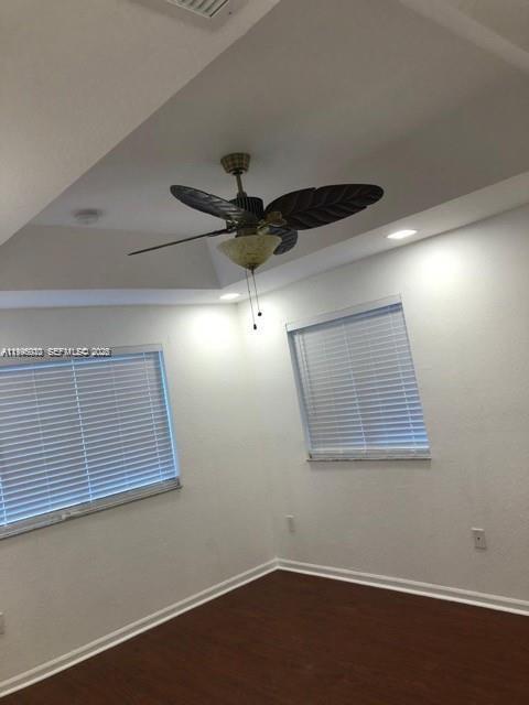 Building Photo - 2451 SE 14th Ave