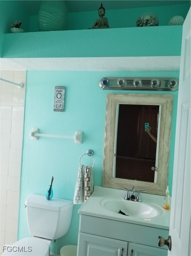 Building Photo - 3824 SW 14th Ave