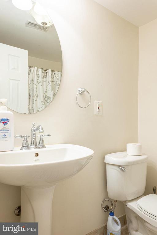 Building Photo - 4705 Rippling Pond Dr