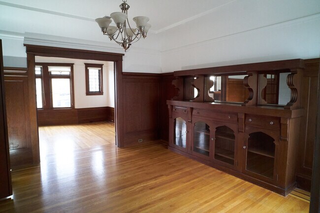 Dining room - 3918 24th St