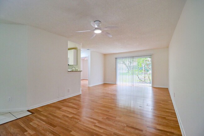 Building Photo - 3453 NW 44th St