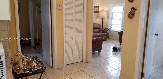 Building Photo - 2787 SW 34th Ct