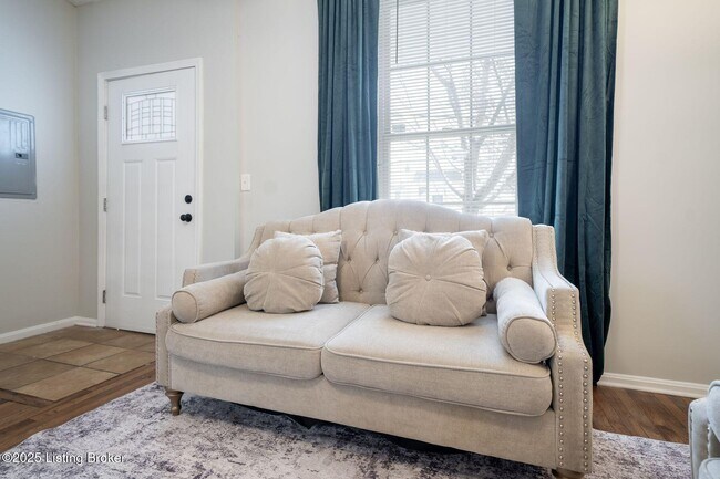 Building Photo - 1017 S Shelby St