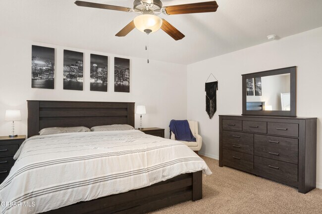 Building Photo - 13483 Halifax St