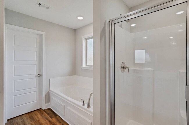 Building Photo - 577 Patrick Farms Dr