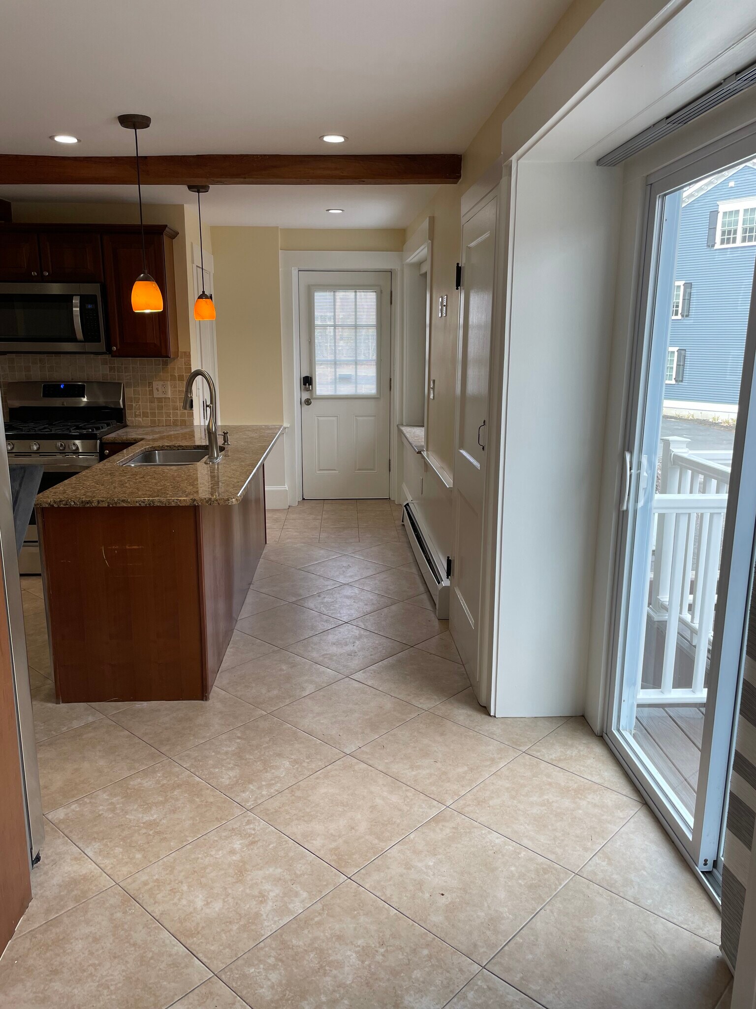 Building Photo - 71 North Road