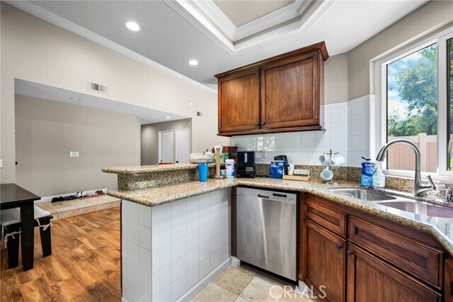 Building Photo - 1315 Albariza Pl
