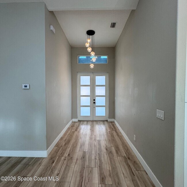 Building Photo - 971 Granata Ave