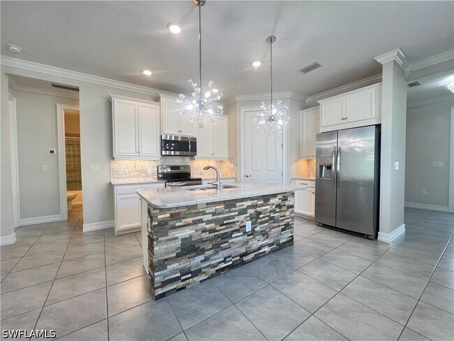 Building Photo - 28442 Captiva Shell Lp