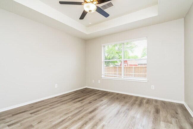 Building Photo - 1511 Pintail Ct