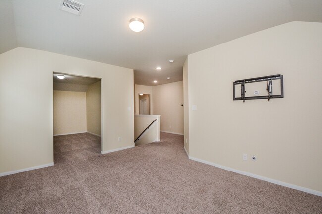 Building Photo - 15127 Monal Trie Dr