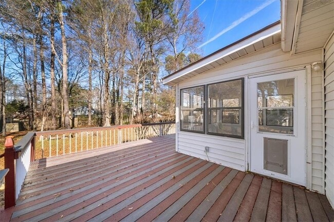 Building Photo - 1220 Ridge Rd