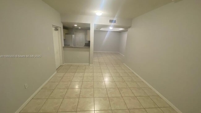 Building Photo - 6380 NW 114th Ave