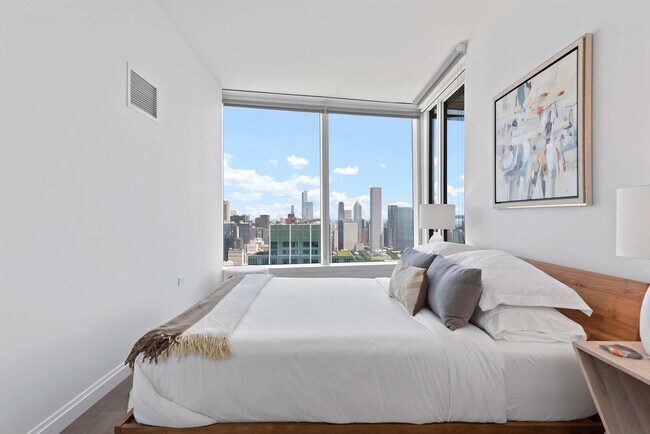 Building Photo - 1000 S Michigan Ave