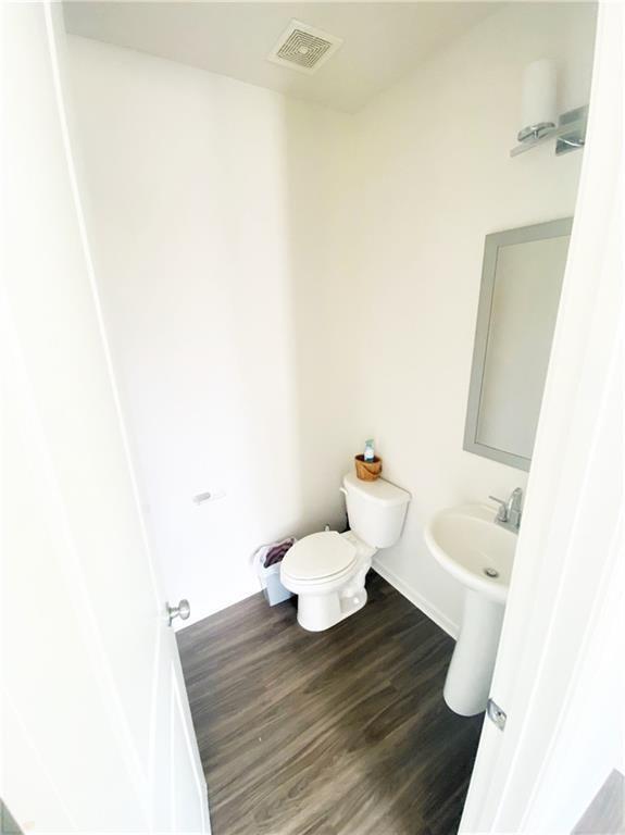 Building Photo - 757 Cady Way
