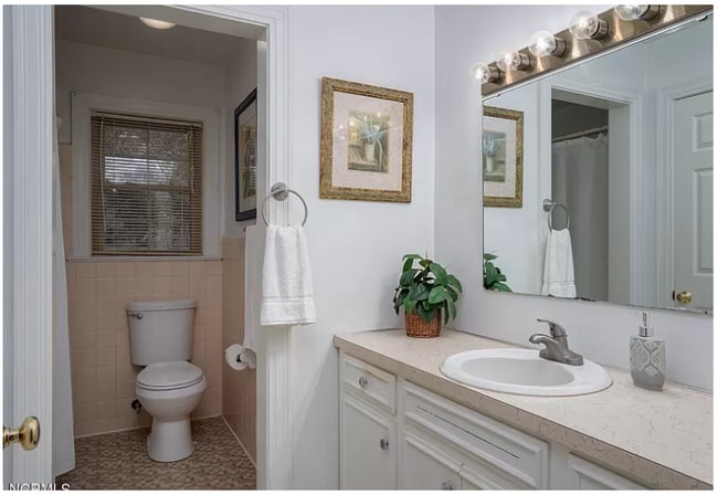 Building Photo - 3101 Amherst Rd